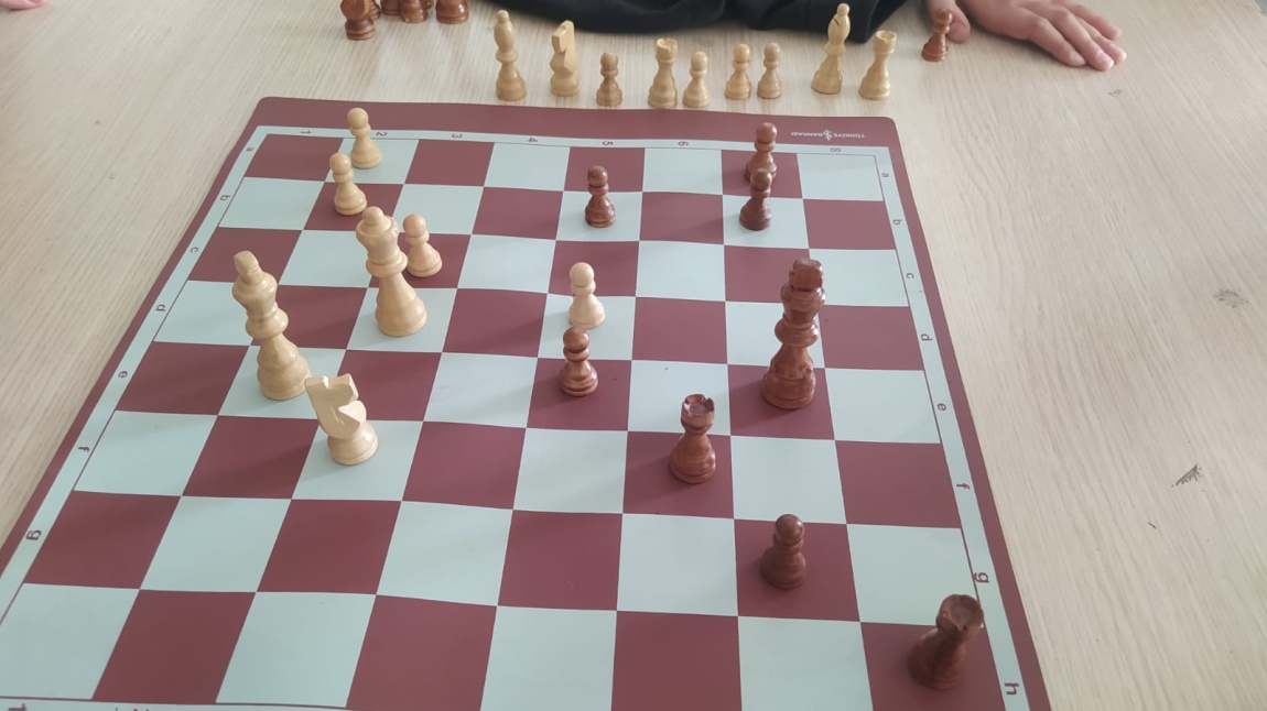 Okulumuzda Satranç Turnuvası Yapıldı